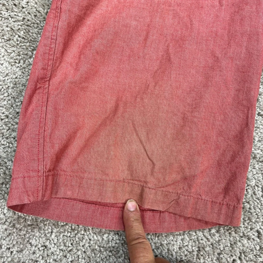 Banana Republic‎ Shorts Mens 31 Salmon Red Chino Flat Front Classic Fit Faded